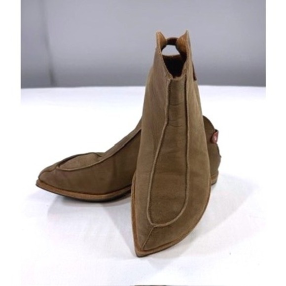 Cydwoq women's Leather Ankle Boots Unique Design Brown Red Accents, Sz EUR 36.5 - Picture 1 of 9